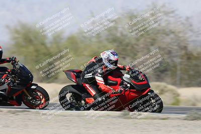 media/Dec-01-2025-Moto Forza (Mon) [[2daa91e15f]]/2-Intermediate Group/Session 3 (Turn 7 Inside Pans)/